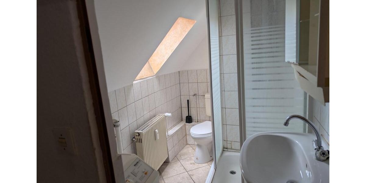 Dachgeschoßwohnung Jena Burgau - 2 Zimmer, 66 m&sup2;, 850&euro; | Angebot:25902656