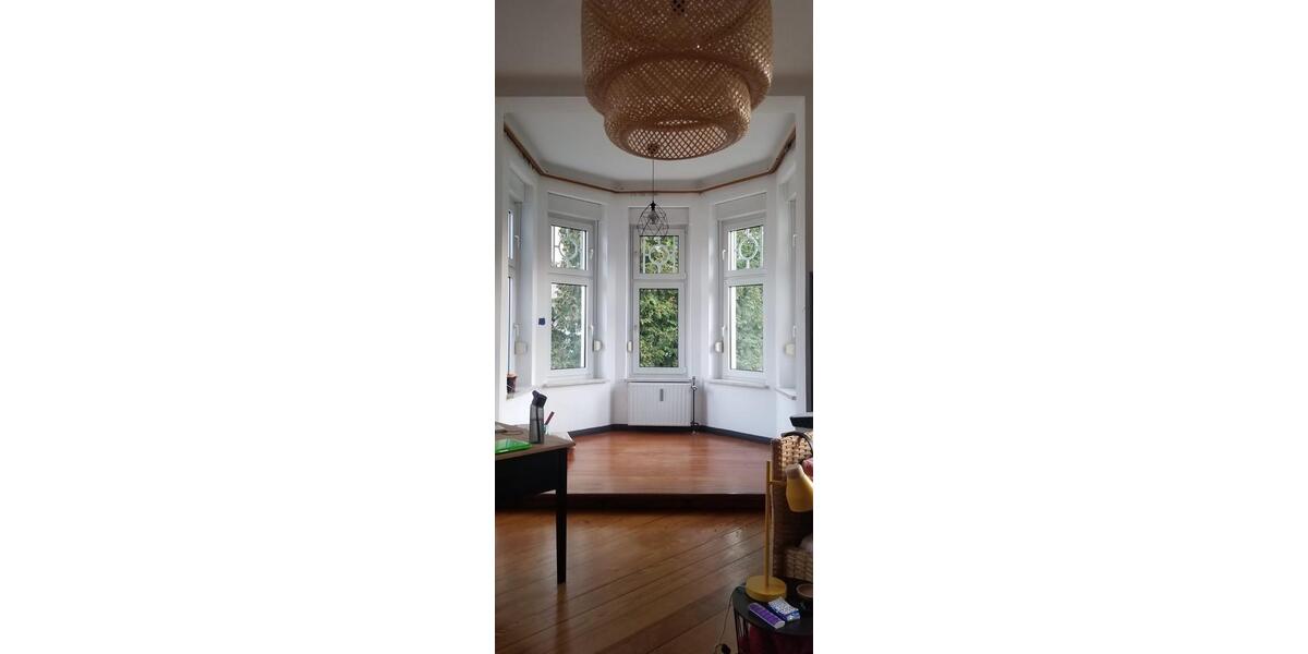 Hochparterre Apolda - 4 Zimmer, 160 m&sup2;, 1.450&euro; | Angebot:26026073