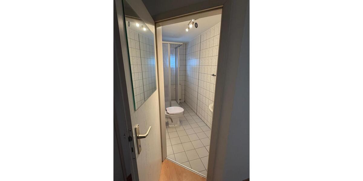 Etagenwohnung Erfurt - 1 Zimmer, 38 m&sup2;, 550&euro; | Angebot:25236311
