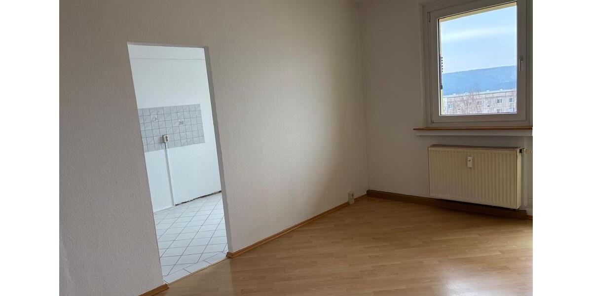 Dachgeschoßwohnung Jena Lobeda-Altstadt - 3 Zimmer, 73 m&sup2;, 780&euro; | Angebot:25055355