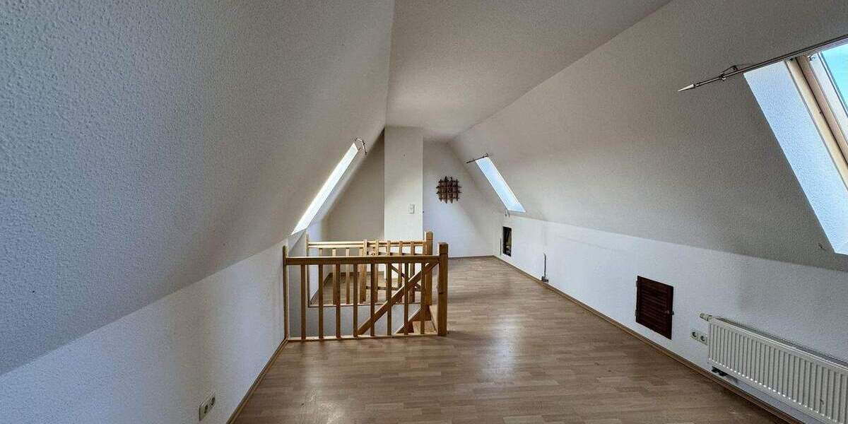 Einfamilienhaus Am Ettersberg Buttelstedt - 6 Zimmer, 220 m&sup2;, 96.900&euro; | Angebot:25743905