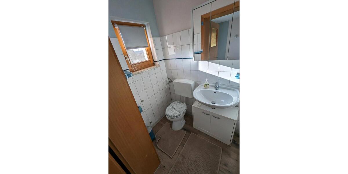 Etagenwohnung Bucha - 1 Zimmer, 14 m&sup2;, 350&euro; | Angebot:25569194