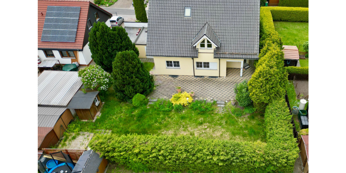 Mehrfamilienhaus, Wohnhaus Sömmerda - 6 Zimmer, 220 m&sup2;, 425.000&euro; | Angebot:25670573
