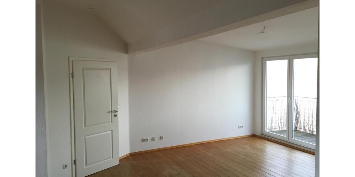 Dachgeschoßwohnung Weimar - 2 Zimmer, 53 m&sup2;, 830&euro; | Angebot:26384242