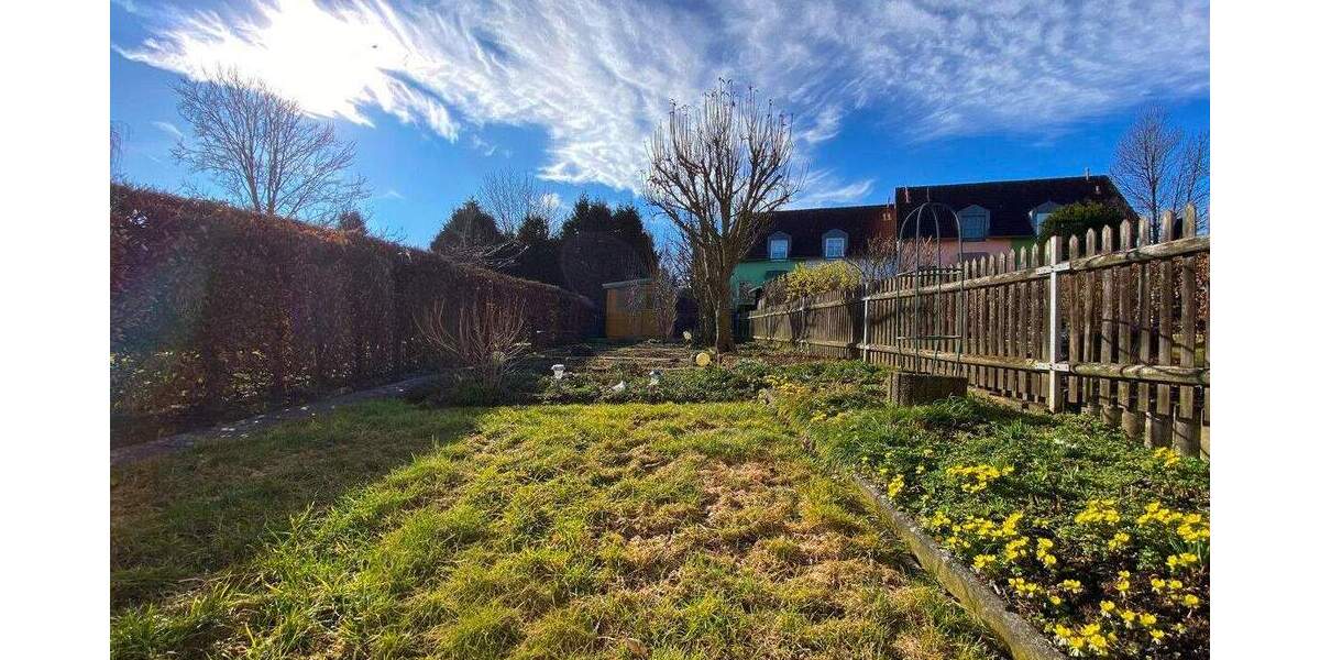 Reihenmittelhaus Apolda - 4 Zimmer, 136 m&sup2;, 285.000&euro; | Angebot:25727017