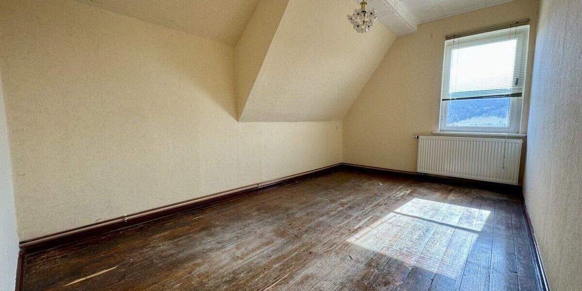 Einfamilienhaus Uhlstädt-Kirchhasel Uhlstädt - 5 Zimmer, 93 m&sup2;, 70.000&euro; | Angebot:25796785