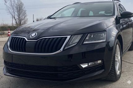 Skoda Octavia 78.000 km 17.600 &euro; ERFURT 99098