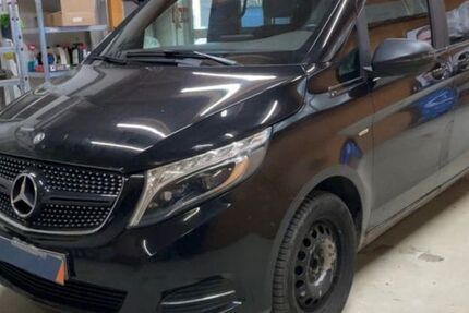 Mercedes-Benz V 250 222.000 km 25.990 &euro; Erfurt 99092