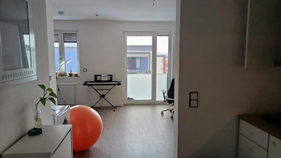 Etagenwohnung Jena Kernberge - 1 Zimmer, 42 m&sup2;, 415&euro; | Angebot:26051118