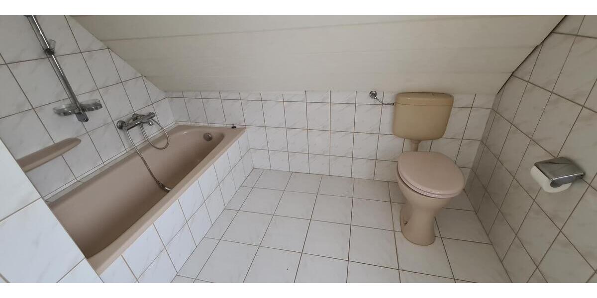 Einfamilienhaus in sehr ruhiger Dorflage, sofort beziehbar - Einfamilienhaus Jena Lobeda-Altstadt | Angebot:26095731