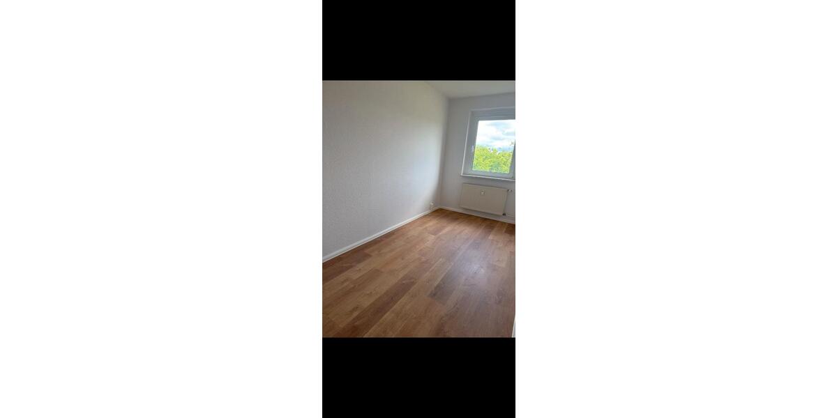 Etagenwohnung Bad Sulza - 3 Zimmer, 60 m&sup2;, 300&euro; | Angebot:26647236