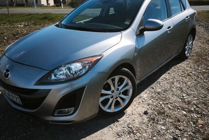 Mazda 3 155.000 km 4.500 &euro; Bucha 07745