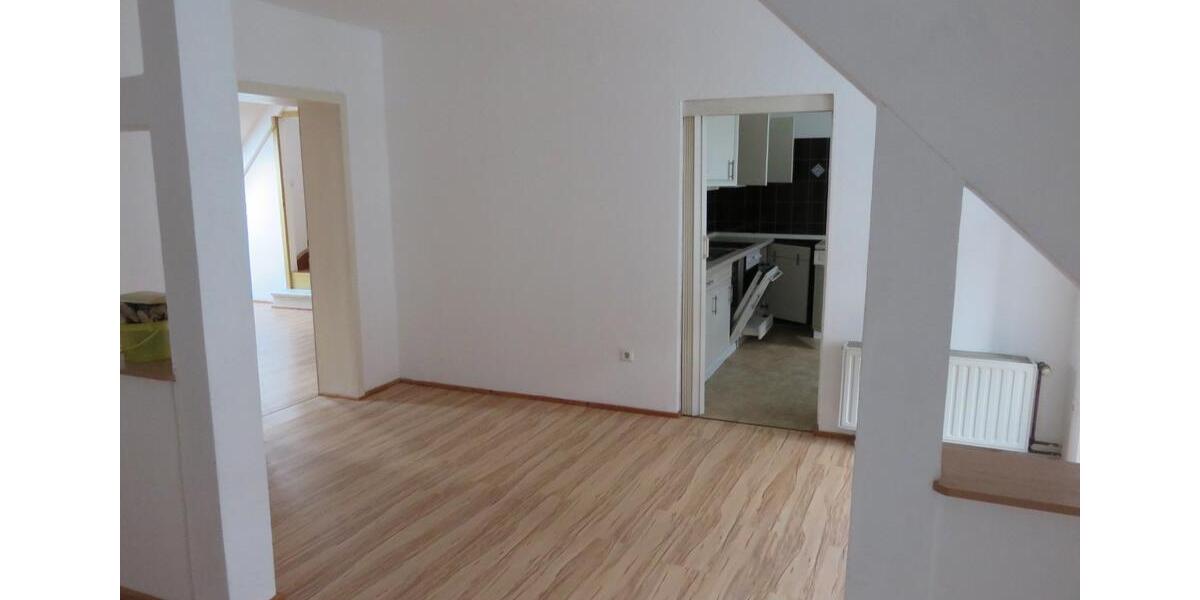 Maisonettenwohnung Buttstädt - 3.5 Zimmer, 95 m&sup2;, 550&euro; | Angebot:26365689