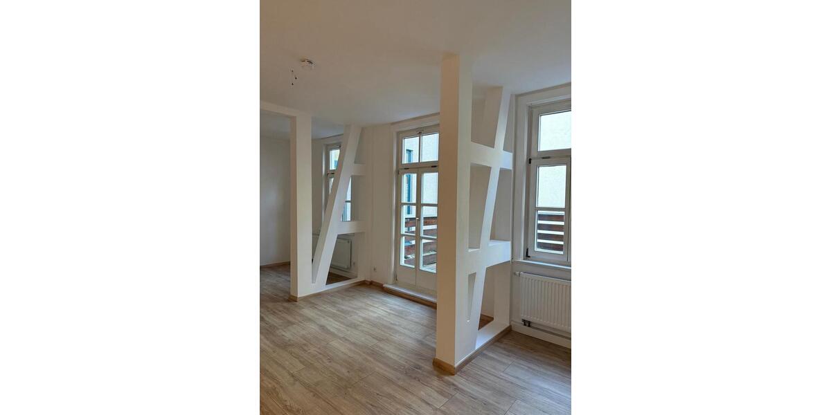 Etagenwohnung Erfurt - 5 Zimmer, 140 m&sup2;, 1.900&euro; | Angebot:26662233