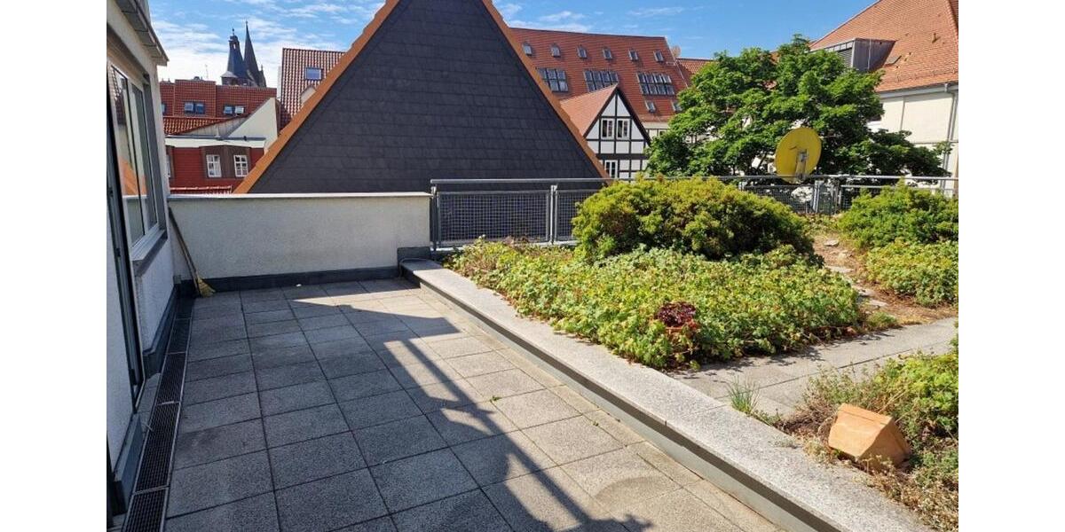 Etagenwohnung Erfurt - 2 Zimmer, 100 m&sup2;, 1.200&euro; | Angebot:19356337