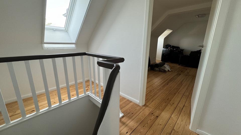 Etagenwohnung Weimar Ehringsdorf - 4.5 Zimmer, 145 m&sup2;, 1.700&euro; | Angebot:22011498