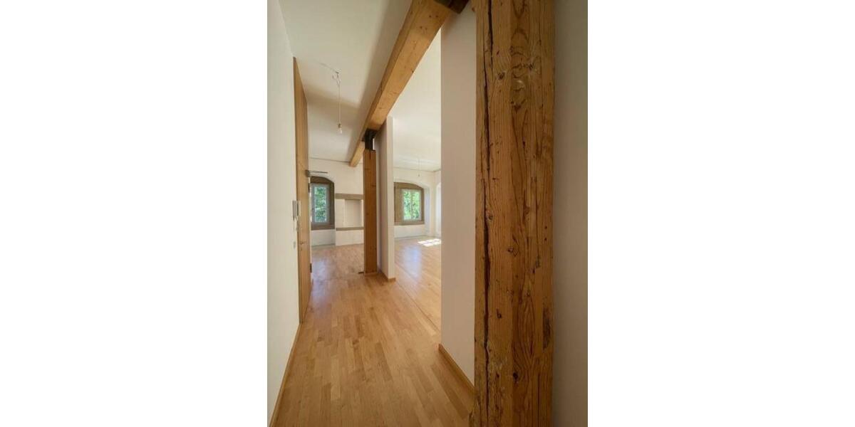 Etagenwohnung Erfurt - 2 Zimmer, 100 m&sup2;, 1.400&euro; | Angebot:24564940