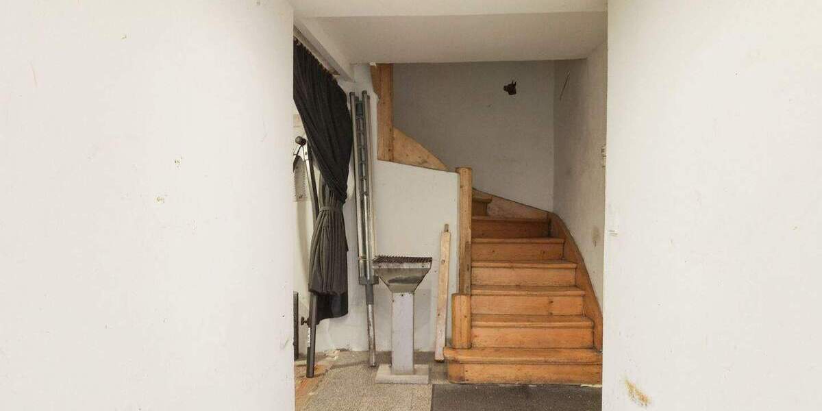 Einfamilienhaus Wundersleben - 8 Zimmer, 182 m&sup2;, 98.500&euro; | Angebot:25687185